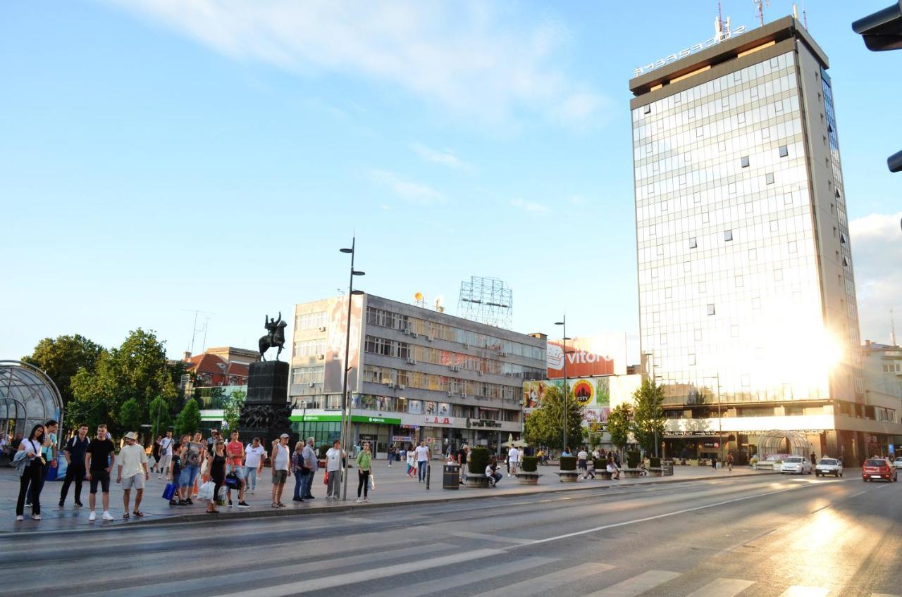 Tike, Tak - Central Residence Ni Esterno foto